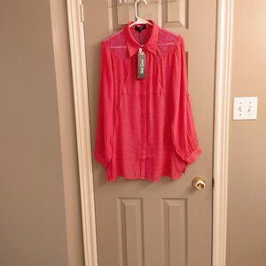 NWT HOT PINK RED CORAL BUTTON DOWN TOP WITH LACE FLORAL PANELS SIZE SMALL